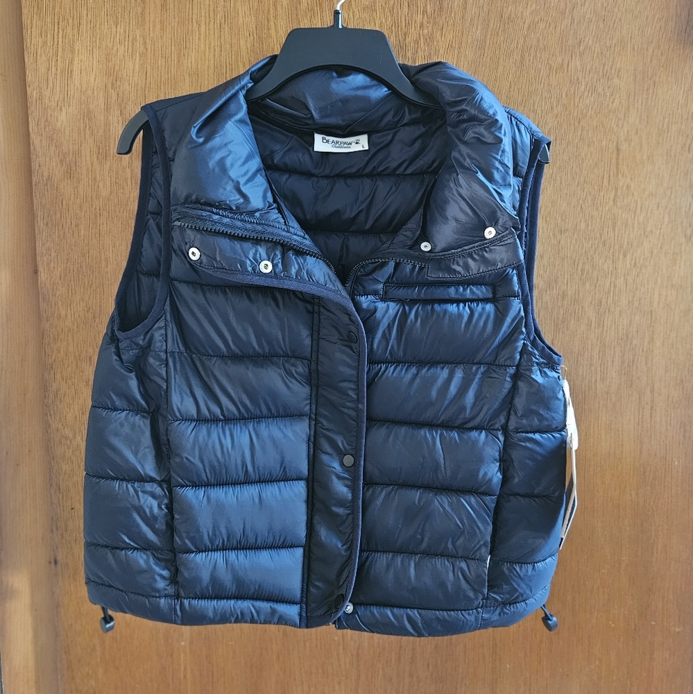 Black Women's Bearpaw Puffer Vest